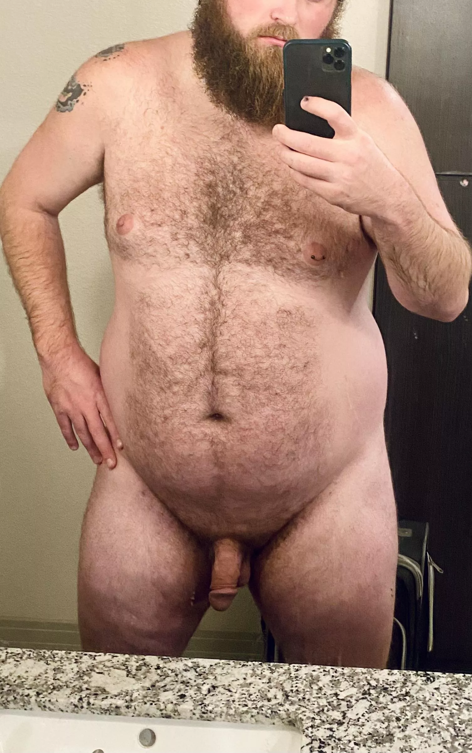 Happy Monday. Anyone want to help get me hard?