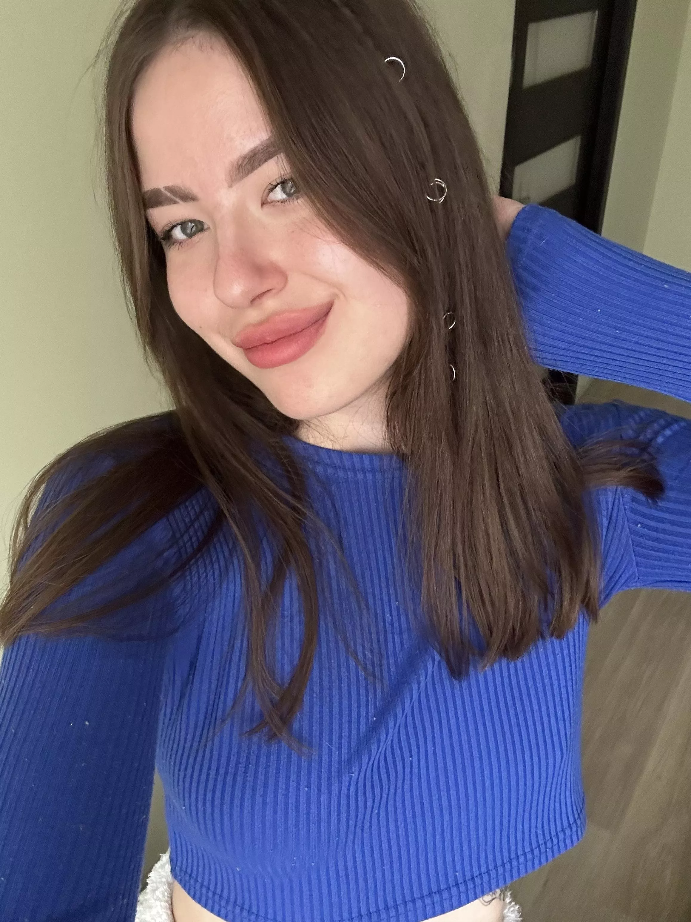 I don't want to go to college today 🤫 I don't want to go to college today 🤫