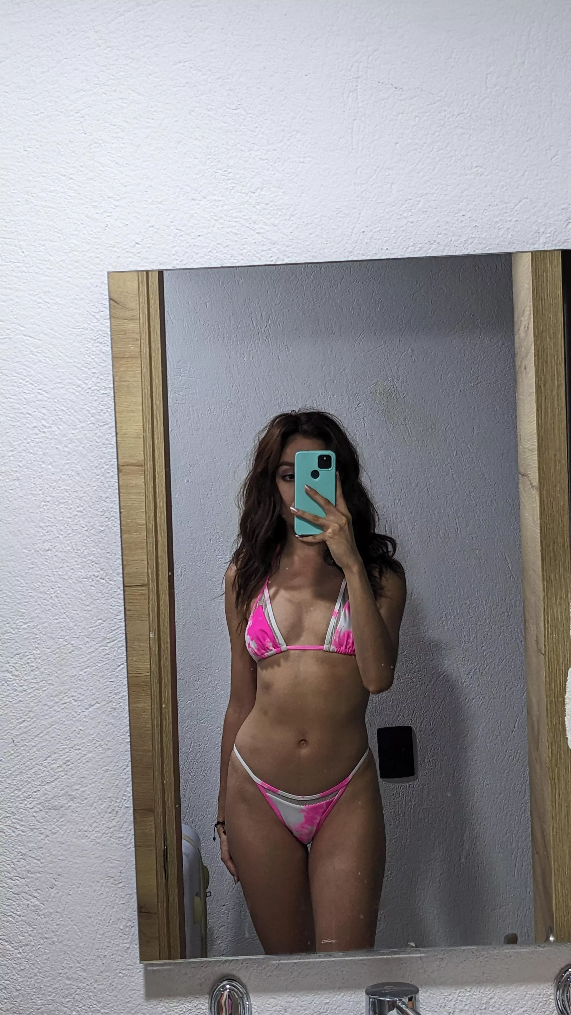 I know you wanna taste me