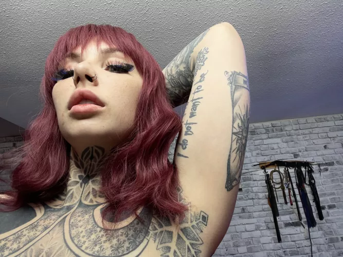 I love being naked. I know you want to see more