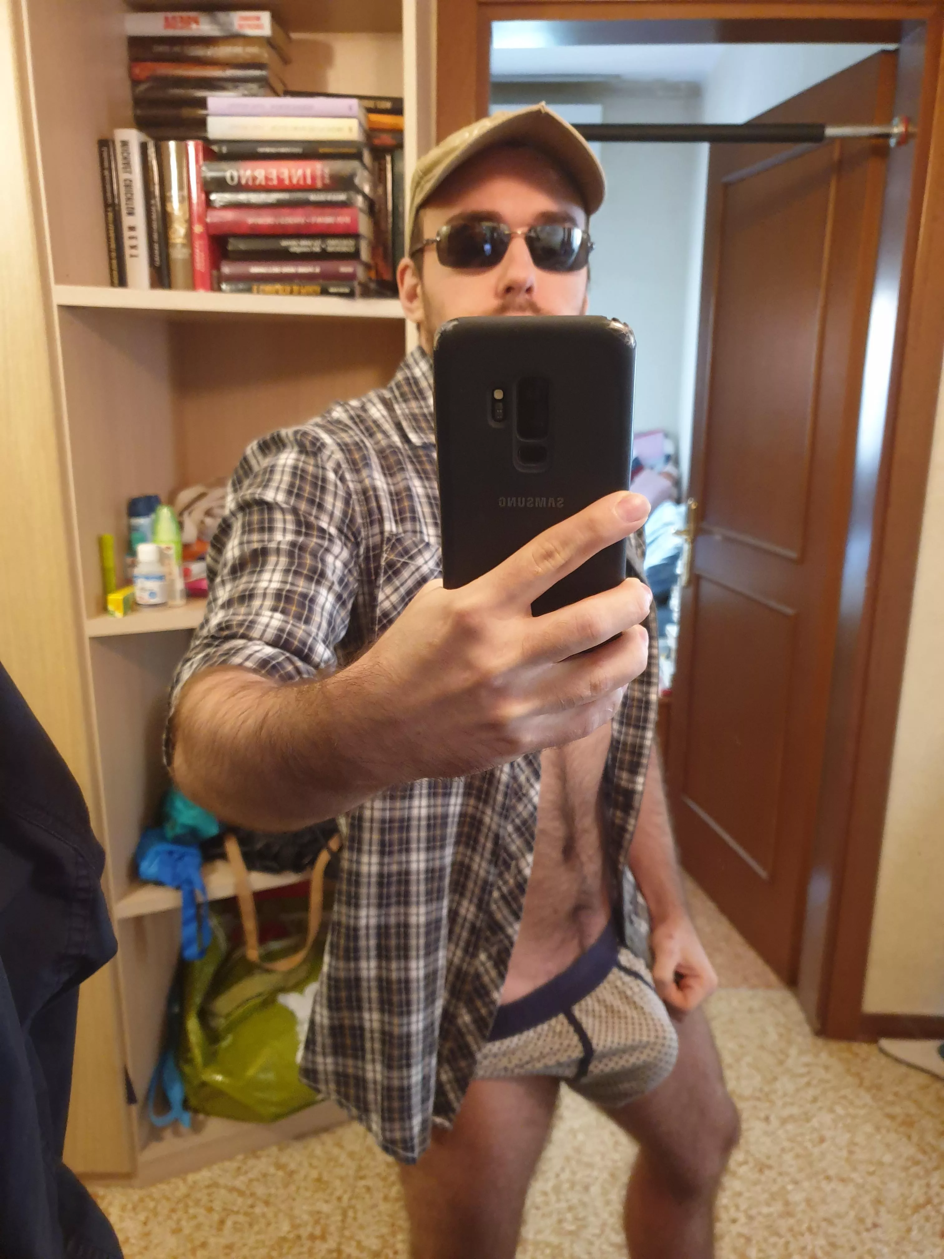 I noticed someone at the gym peek on my pants, do you wonder why?