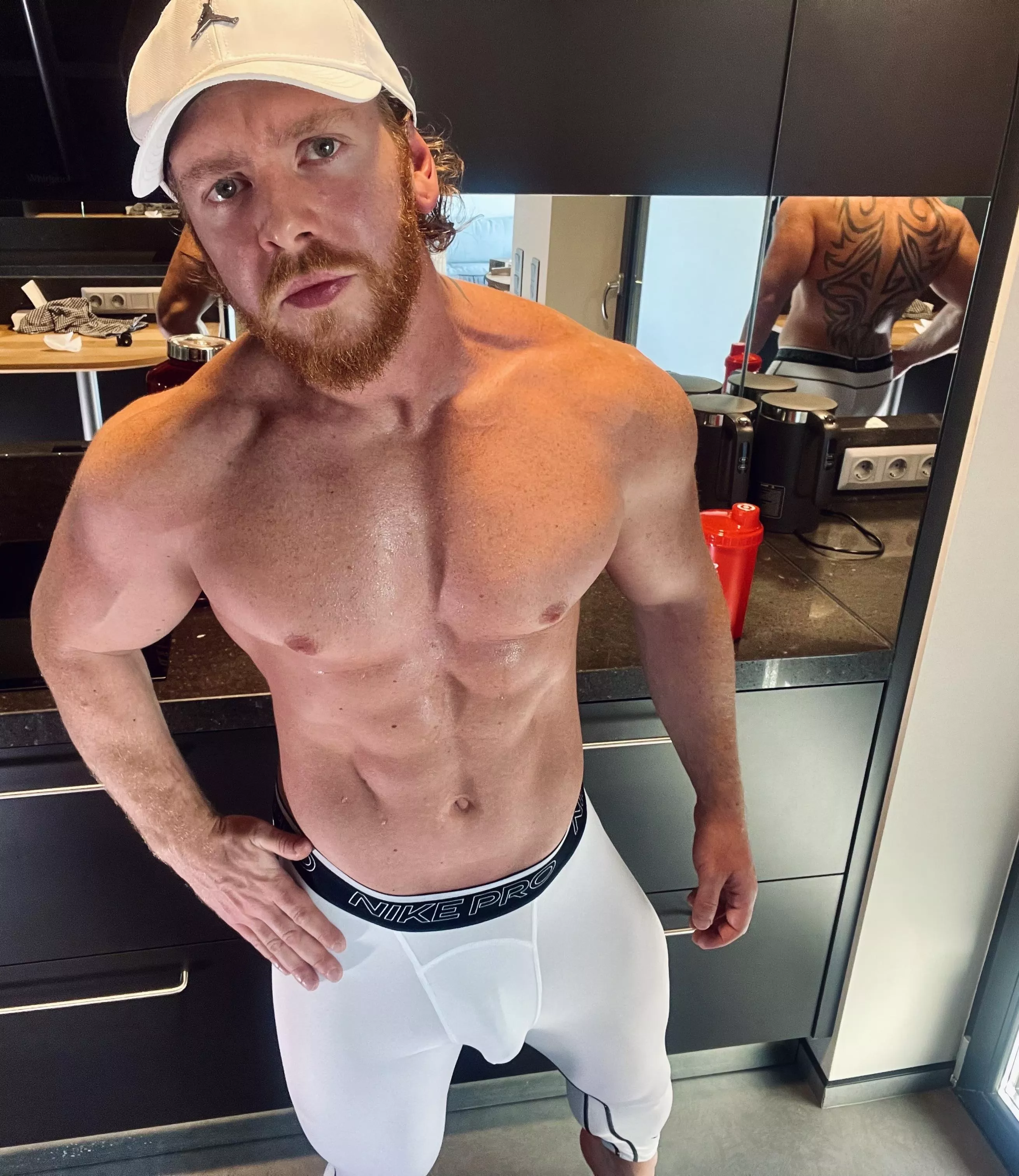 I’m a Nordic muscle stud with a 9.5inch cock and I’ve been sent down by the Gods to wreck havoc on your holes! Who is first?
