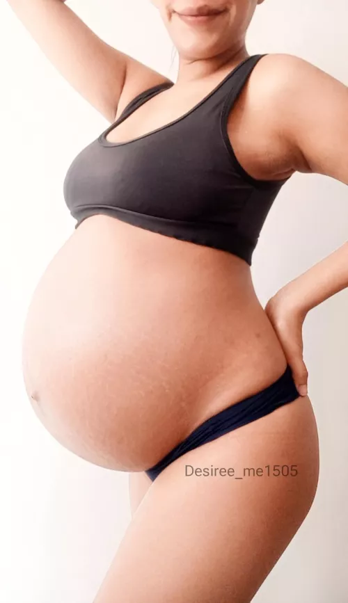 In your opinion, are pregnant women sexy?