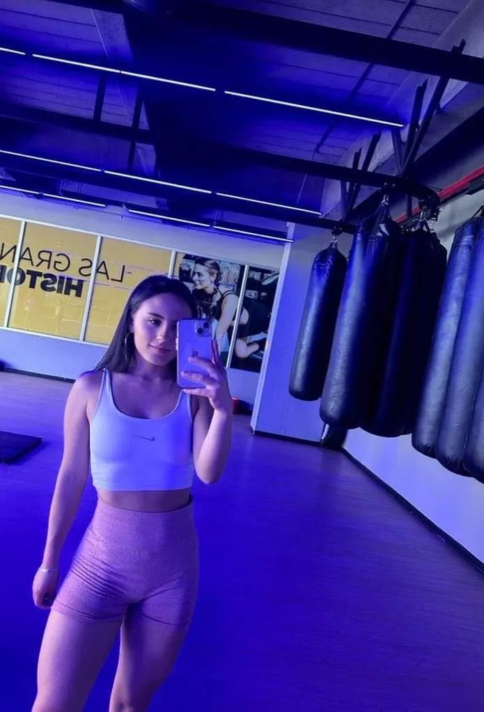 Is anyone brave enough to eat my pussy right after my workout