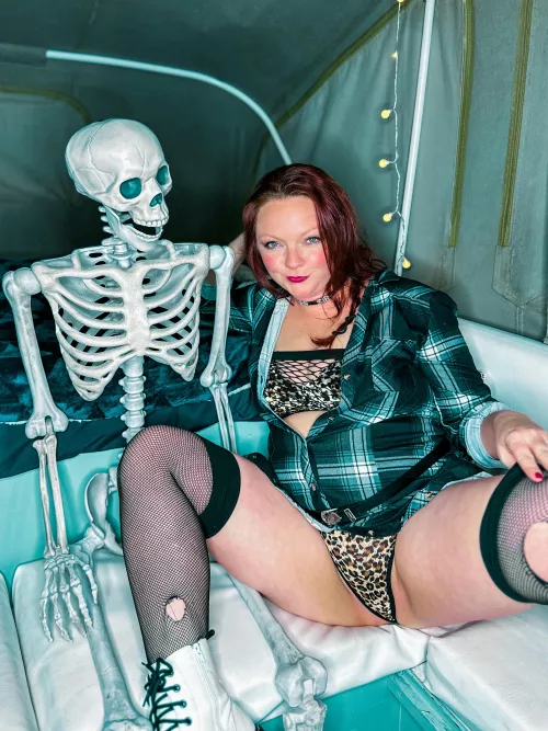 it keeps crawling in