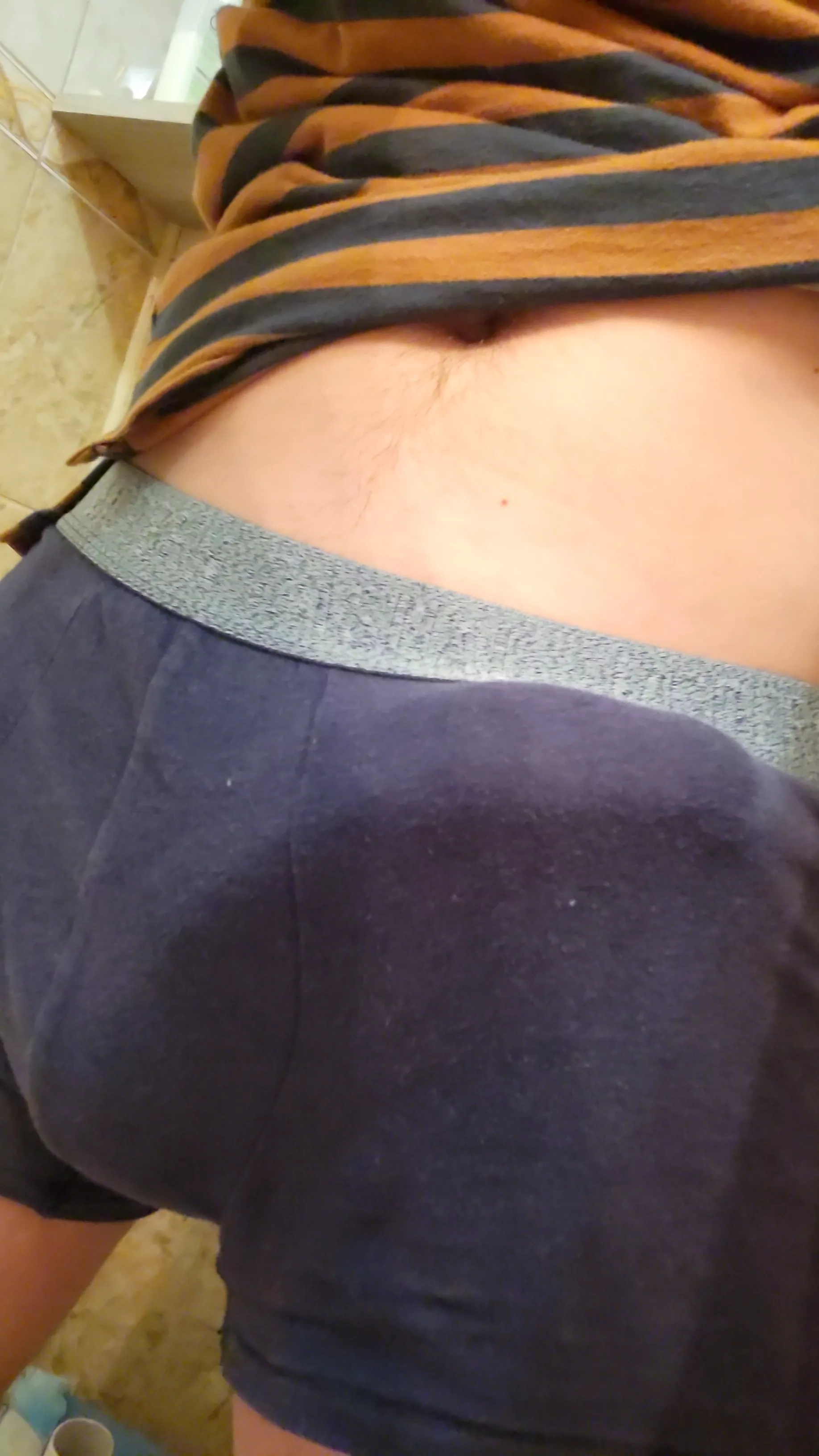 It wants to get out, can someone free it?