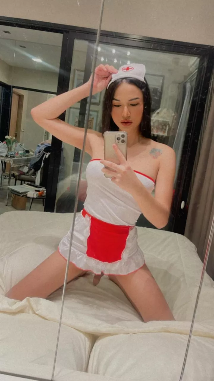 leave a ❤️ i if you'd let this nurse heal you 😘