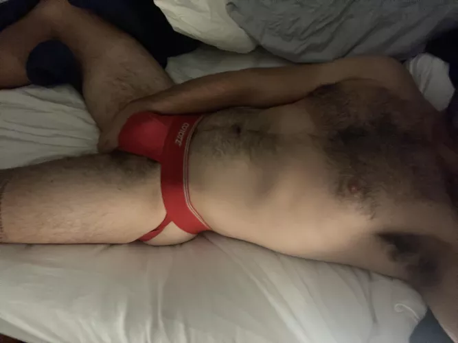 Let’s dirty talk and share pics.