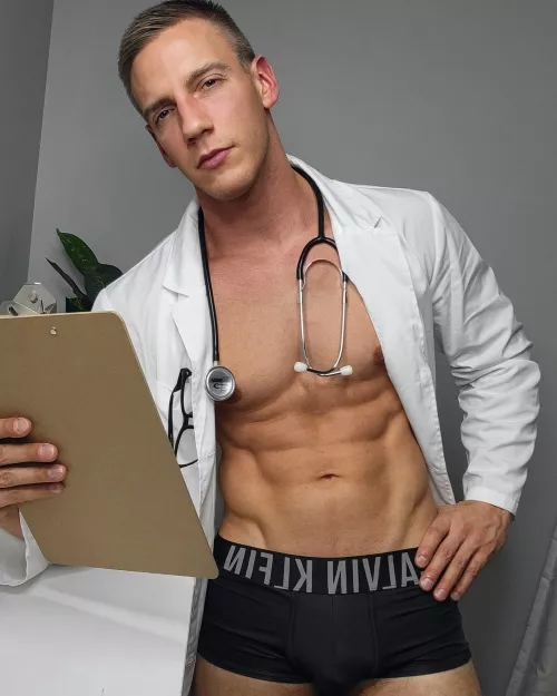 Looking for a new doctor 😏..?