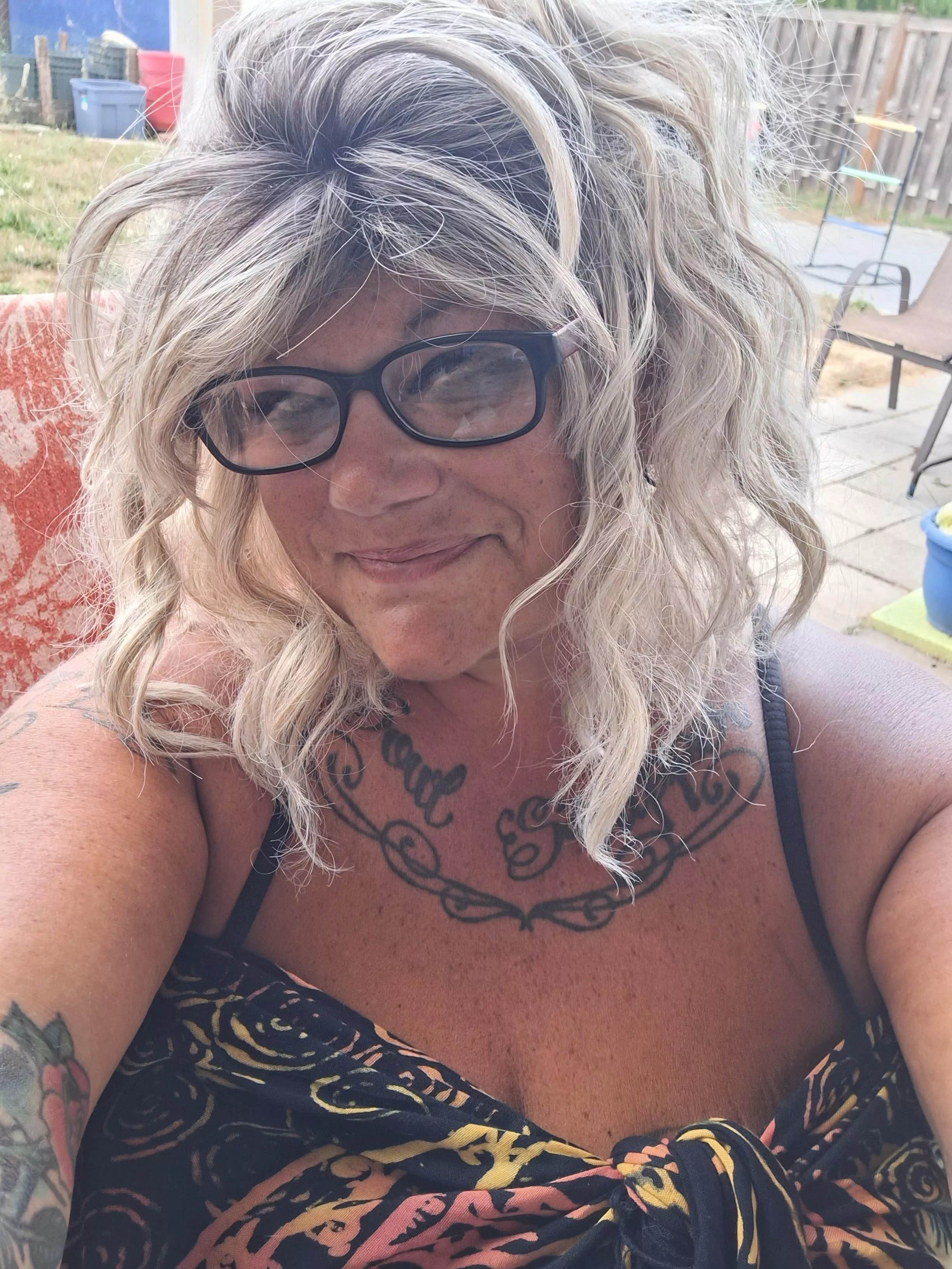 Only a little Sun left, trying to enjoy it.