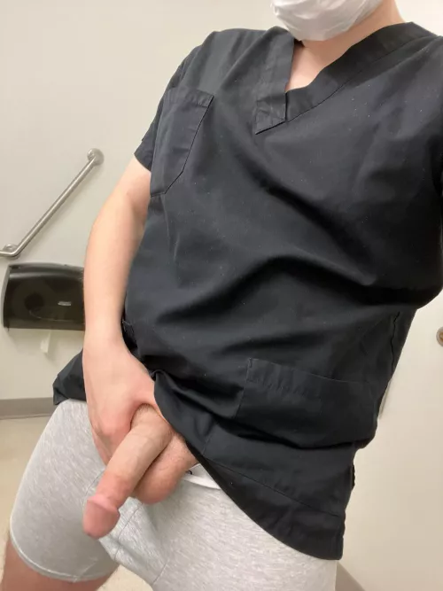 Taking dick pics while I’m working at the hospital
