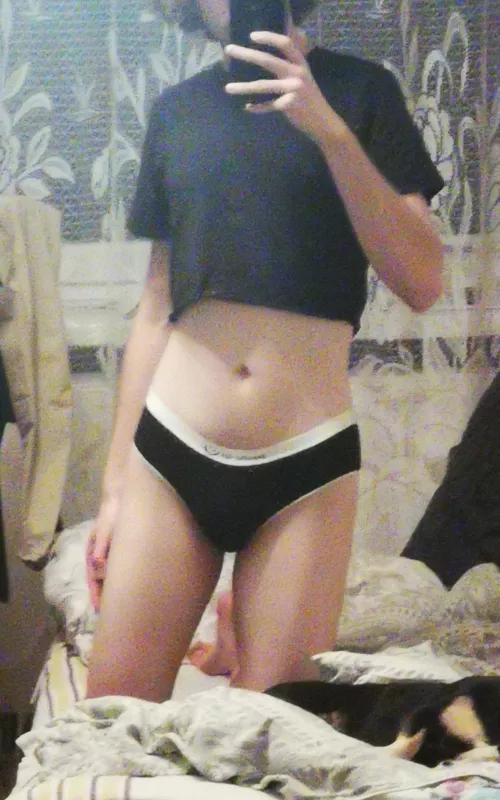 This is the first time I'm going to bed dressed like this. I hope no one will catch me🥰.