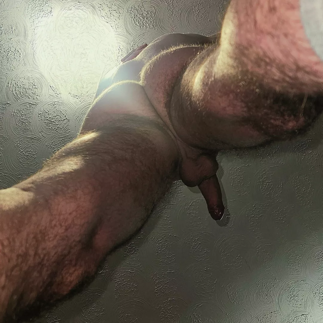 Time to get up 👀👆