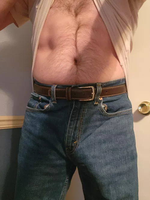 Trying boxers instead of compression shorts. Is it normal to go down half your leg?