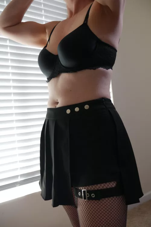 Wanna smell before I shower?