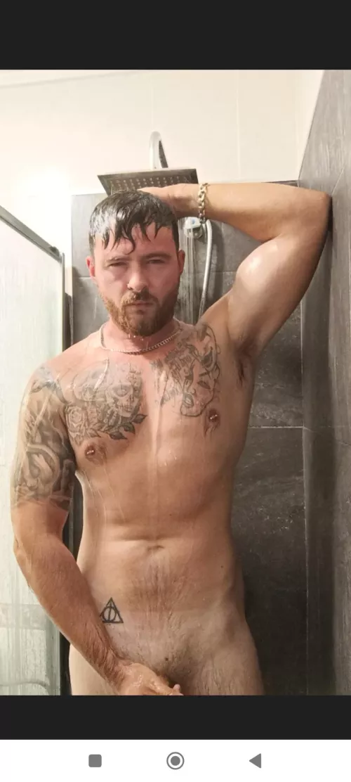 Will you join me in the shower 😉😈