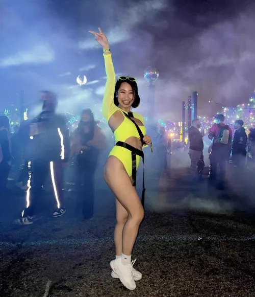 Would you rave with her? And fuck her afterwards?