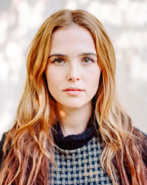 Zoey Deutch