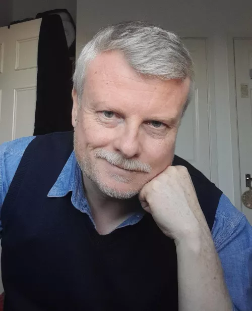 [49] insufferable poser