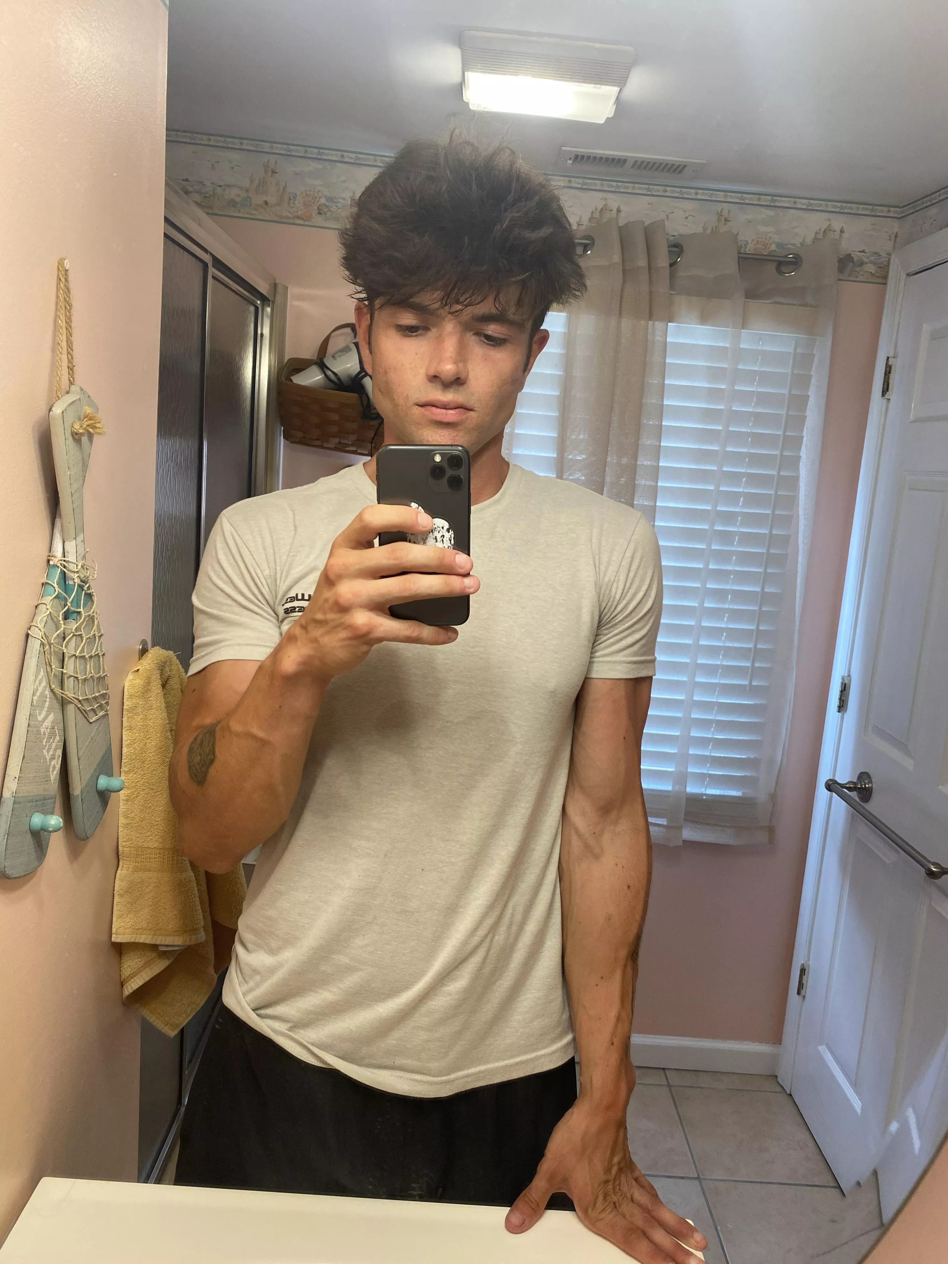 After carrying a lot of groceries 😂💪