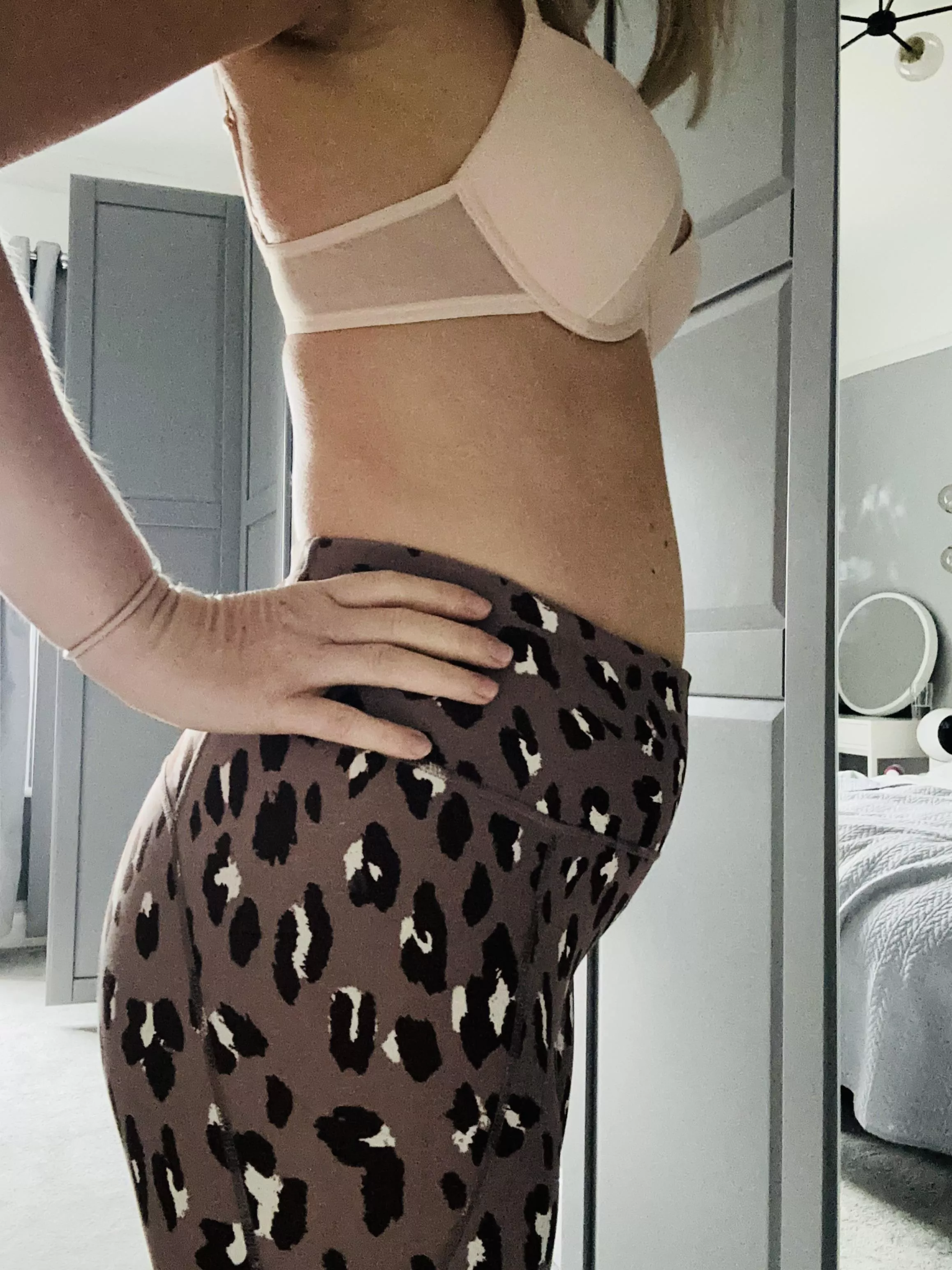 Come and rub my tummy