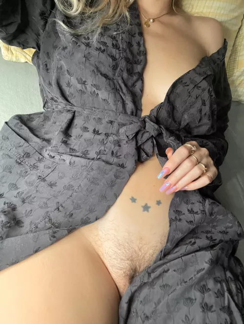 Cover my hairy pussy in your cum, babe 🥰