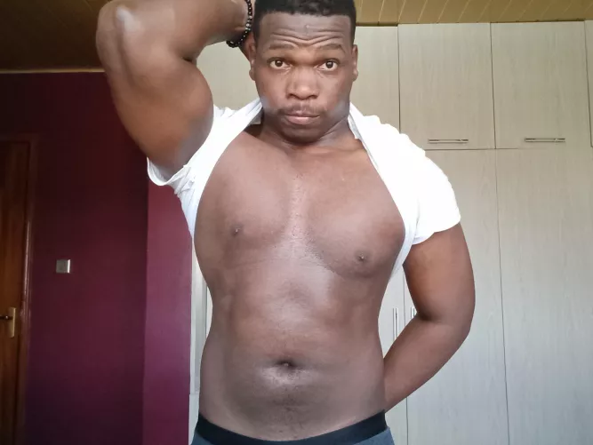 Current me is killing it with the workouts π