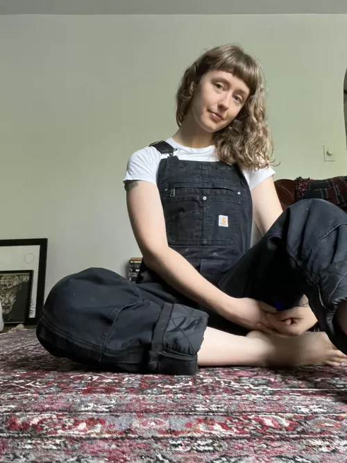 [F]eeling cute in my overalls