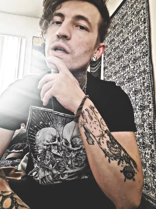 Flowers leaning toward the sun