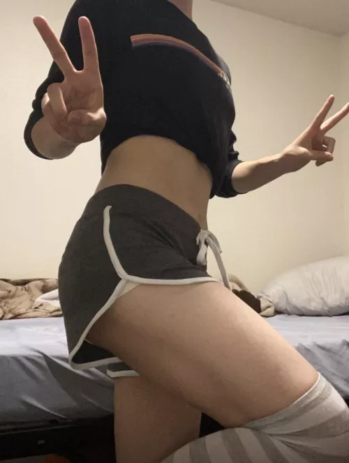 I love doing little photo shoots at night :3