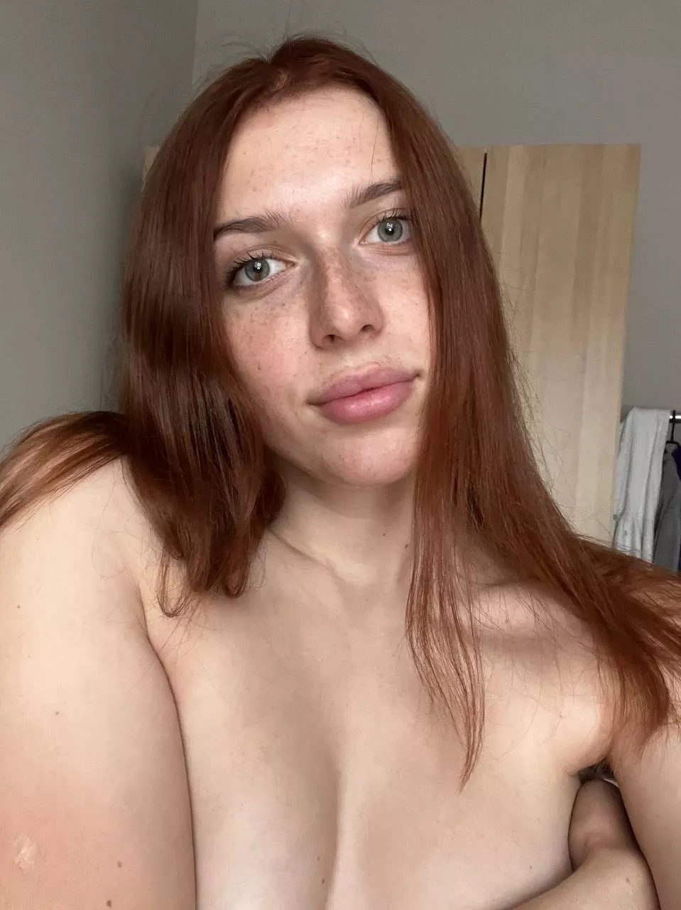 I only date guys who love freckles