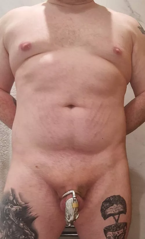 It's opposites week so my dollie decided I should lock myself up like a bad toy.