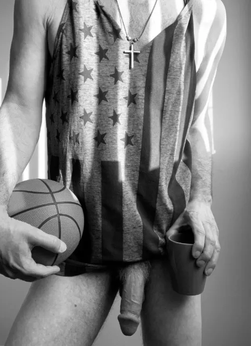 Join me for opening night tip…off…