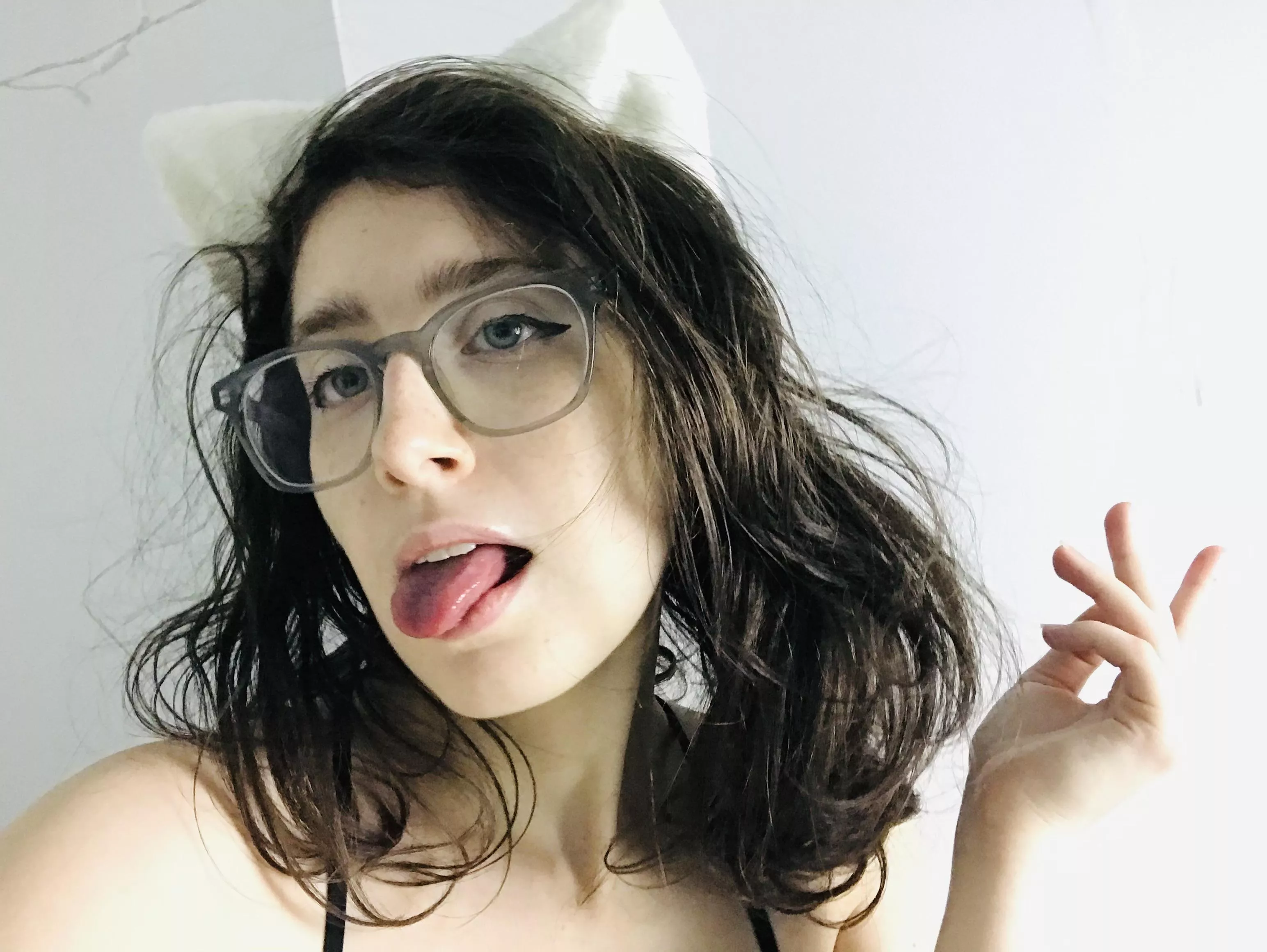 Kitty wants your boymilk