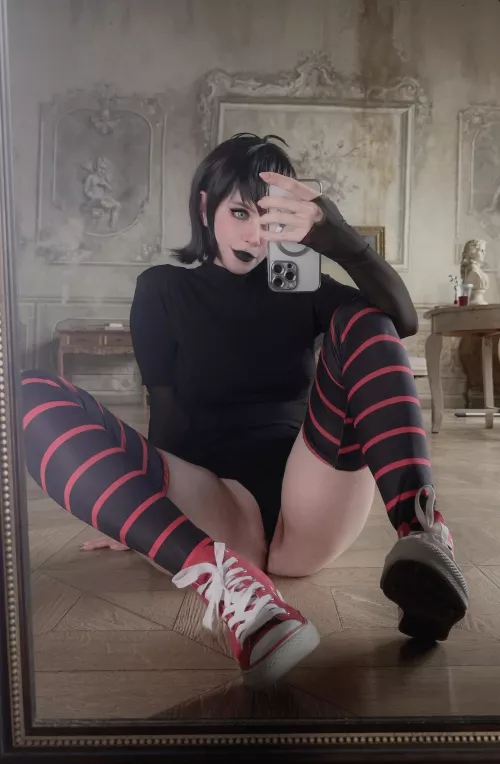 Mavis from [Hotel Transylvania] by (Caterpillarcos)