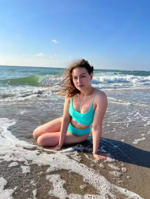 My friends told me I have amillion dollar pussy