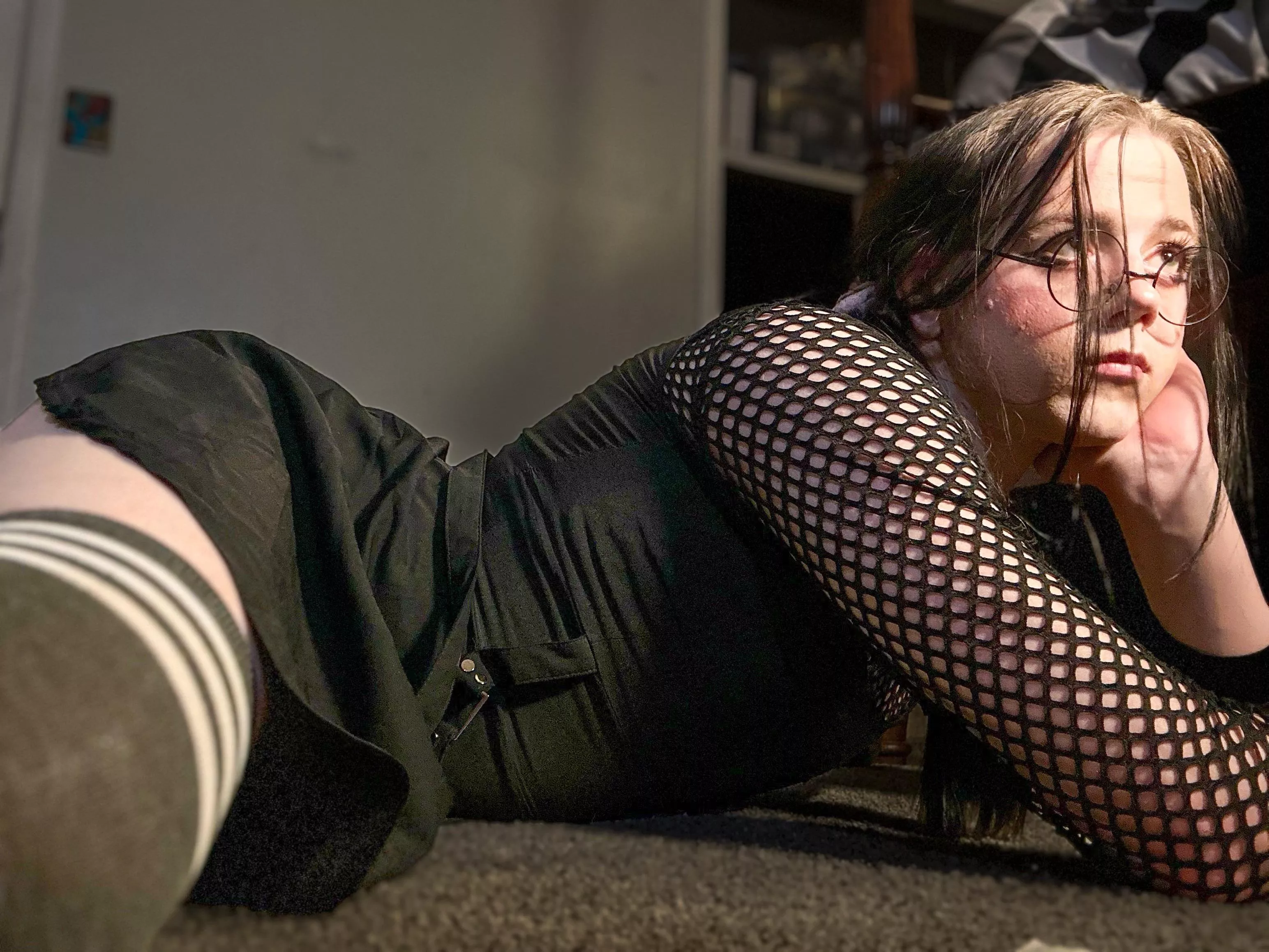 New outfit, new poses