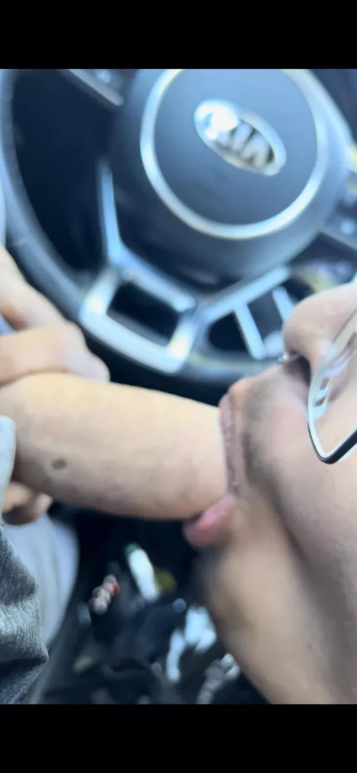 POV me getting head (sniffies)