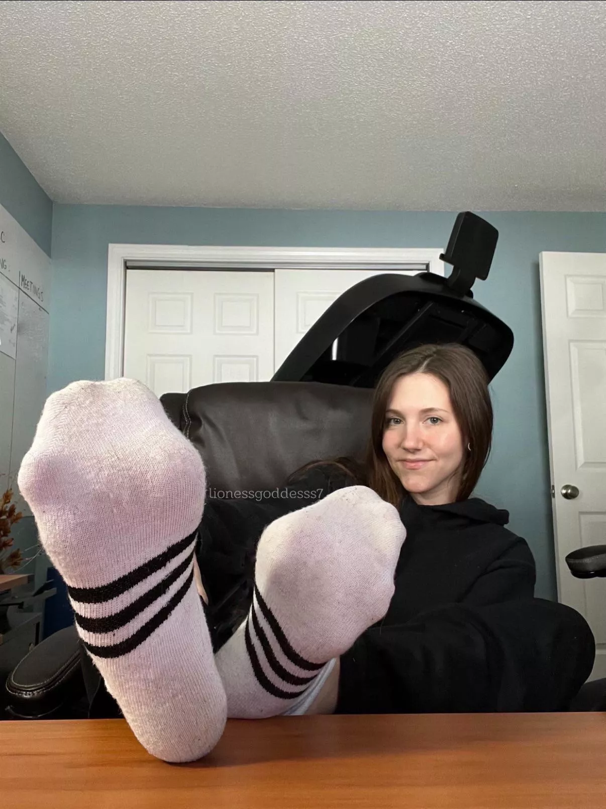 [Selling] No one has to know you have an obsession with my socked feet