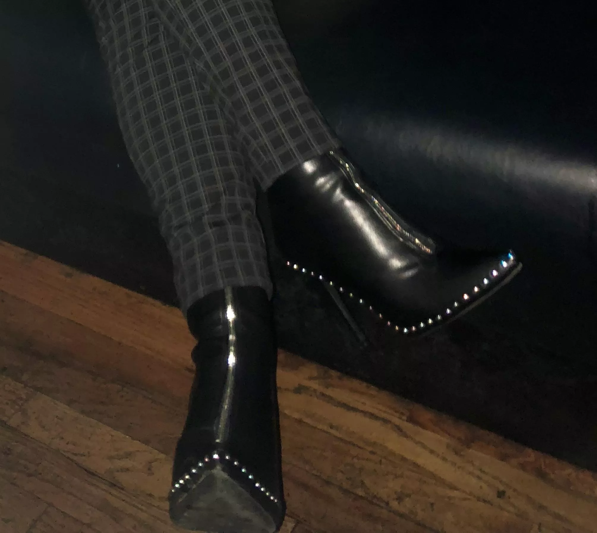 Shiny and cute. Perfect for college