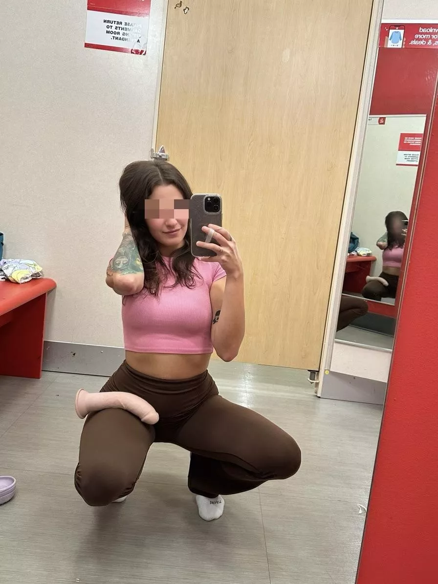 True life - I can’t stop fucking myself in dressing rooms