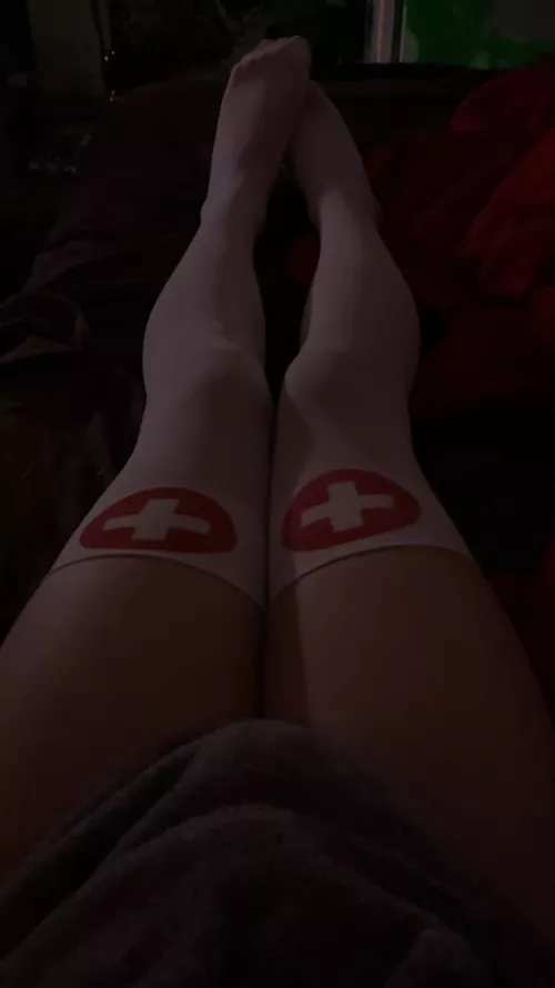 Y’know what they say about Thick Thighs…🚑🤭