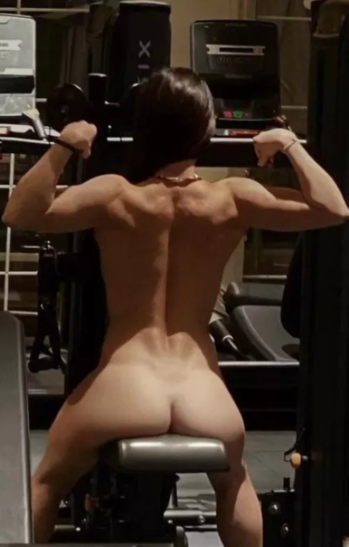 19(f) What do you think of my back?