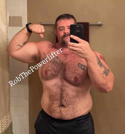 Describe my sweaty musk.