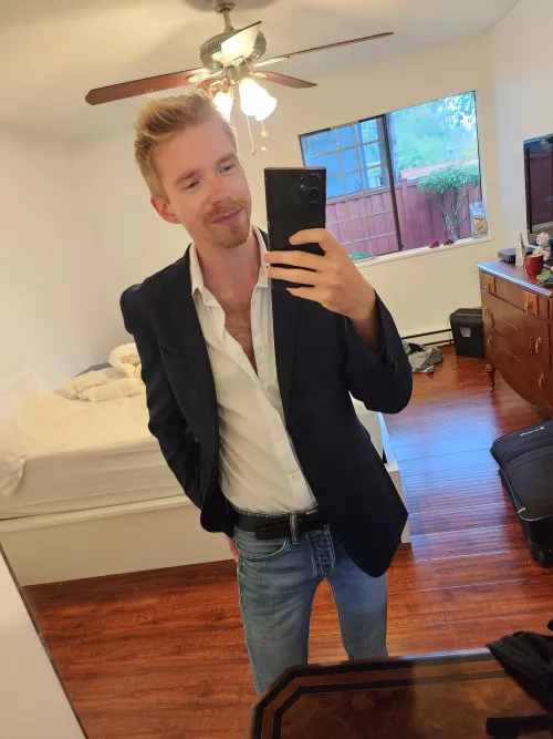 First time I've had this facial hair style, is it a yay or nay π