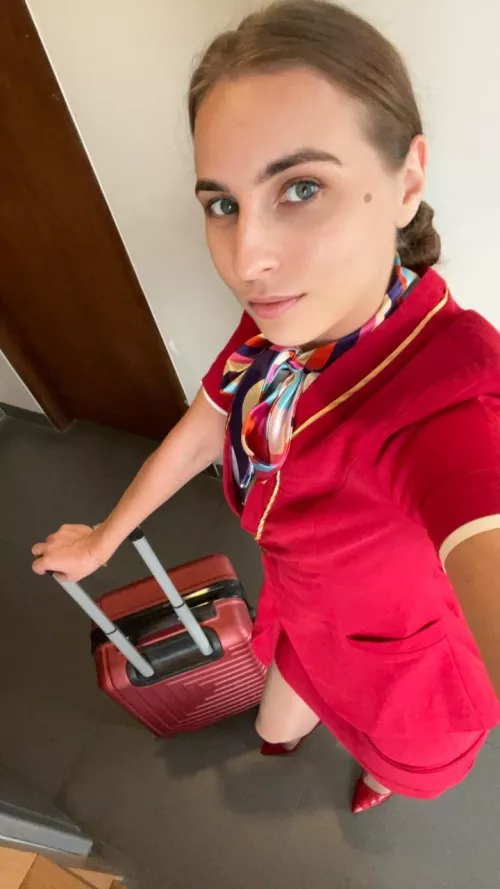 Fly back home after hot night in layover hotel