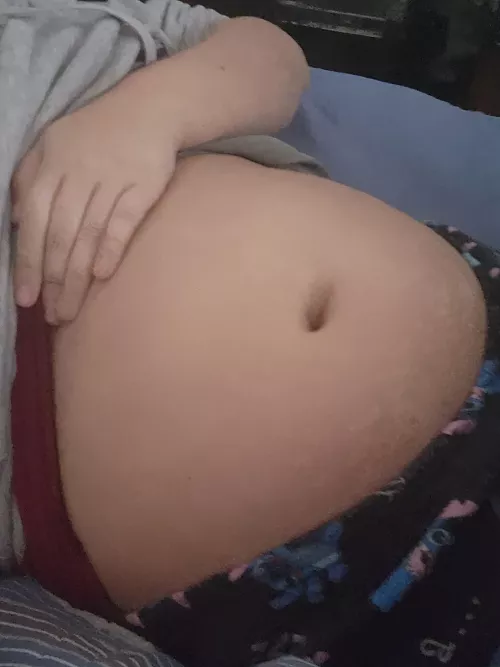 I finish eating look at my belly
