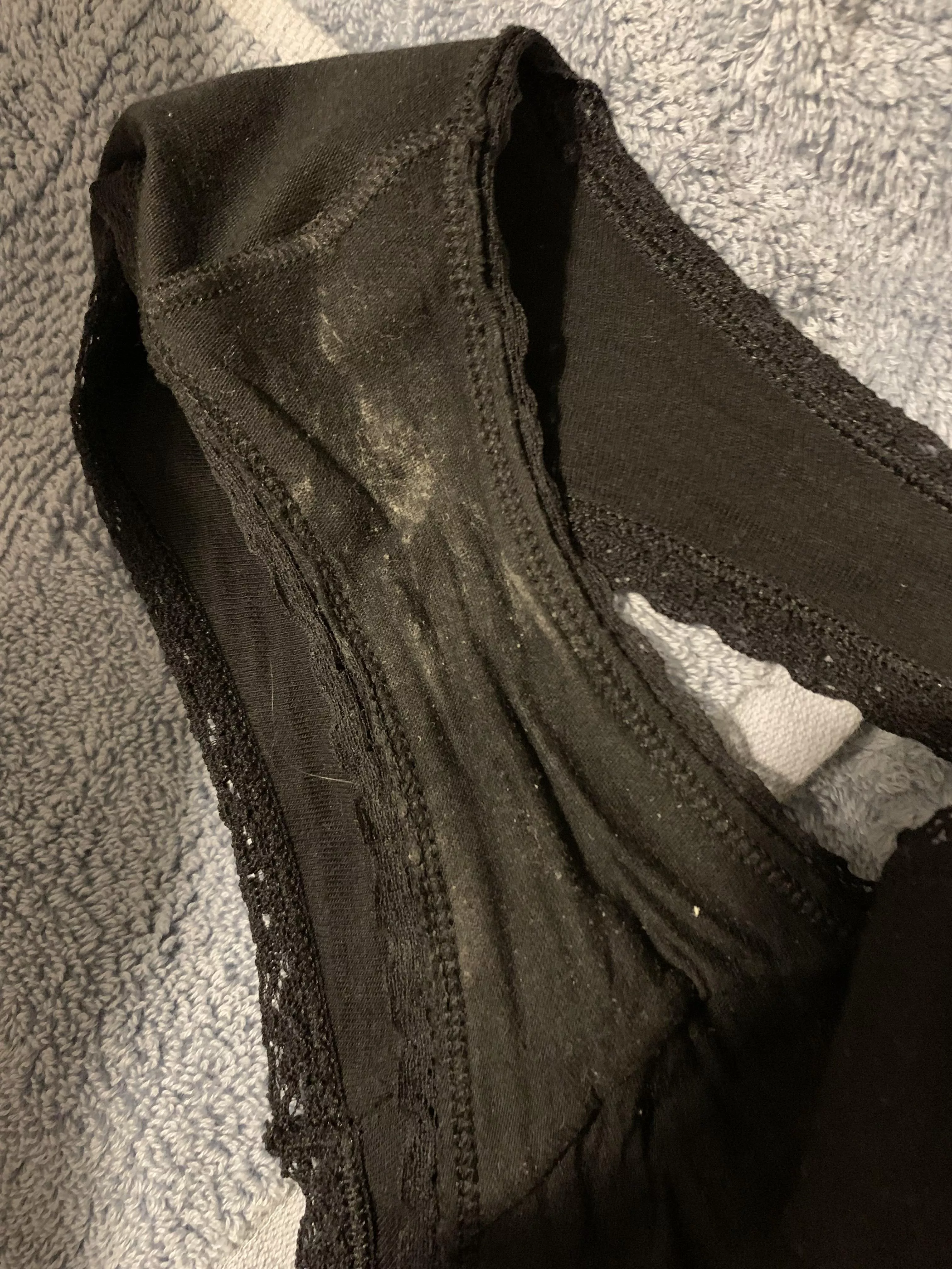 I love how things show up on a black gusset... ;)