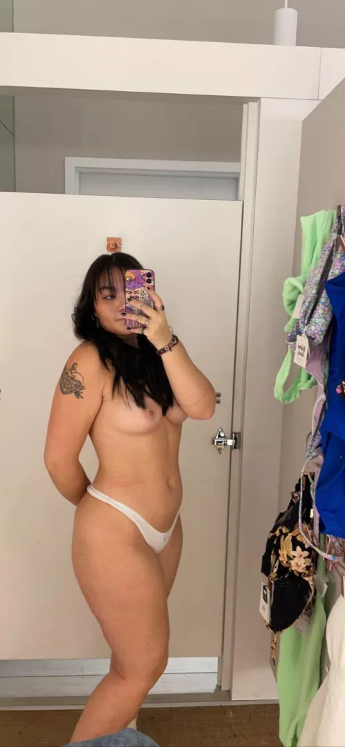 I love pleasing customers at work