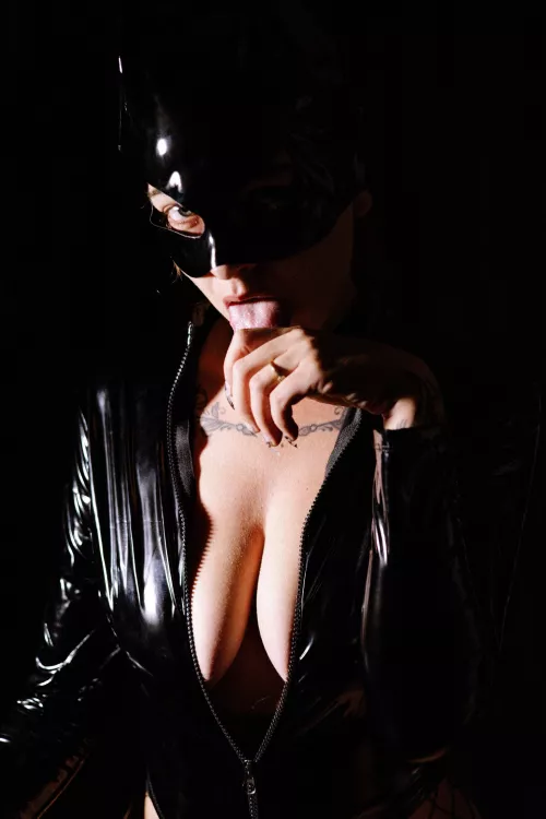 It's spooky season and catwoman is ready
